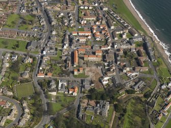 General oblique aerial view centred on the Carmelite Monastry with Dysart adjacent, taken from the SW.