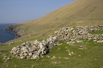 Gleann Mor, Structure K. View from WSW of cleit 376 and W cells.