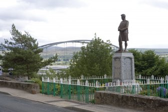 Location view from NE with war memorial