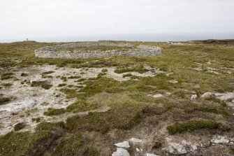 Dùnan Mòr, sheepfold, view from the south.
