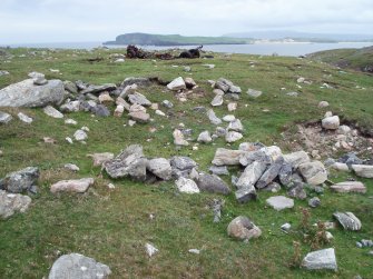 Eilean nan Caorach, hut, view from S.