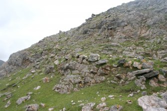 Eilean nan Caorach, fort, view of entrance track from SE.
