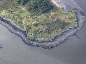Oblique aerial view of Cramond Island, centred on The Binks.