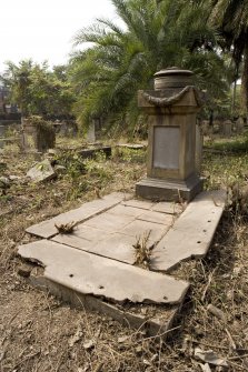 Grave plot no. 359, Catherine Arthur, from NE