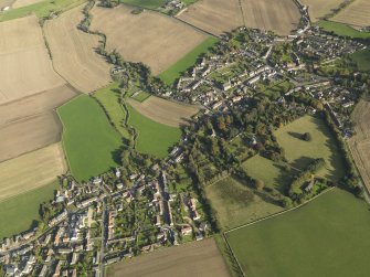 General oblique aerial view centred on the town,  taken from the WNW.
