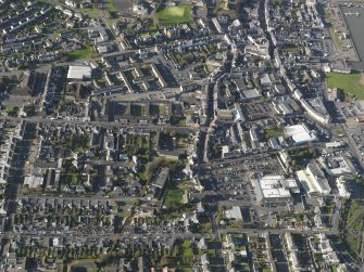 Oblique aerial view centred on the central area, taken from the E.