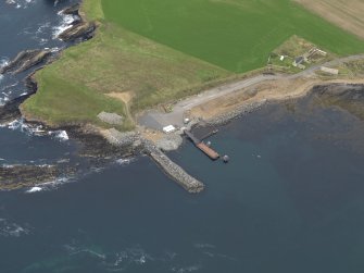 Oblique aerial view centred on the ferry terminal, taken from the S.