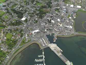 General oblique aerial view centred on the town, taken from the NNE.