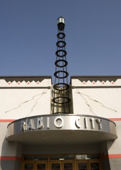 Detail of mast
