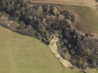 Oblique aerial view centred on the castle, taken from the SW.