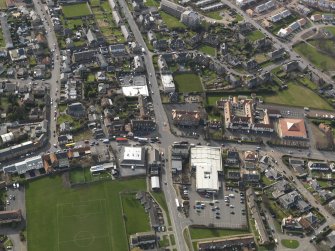 Oblique aerial view centred on Gilmerton village, taken from the NE.