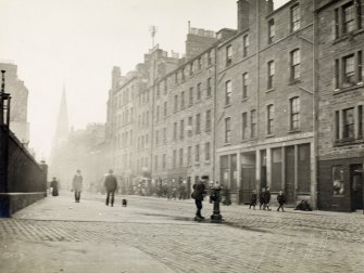 EPS/42/5  Photograph of Buccleuch Street, looking North.
Edinburgh Photographic Society Survey of Edinburgh and District, Ward XIV George Square.