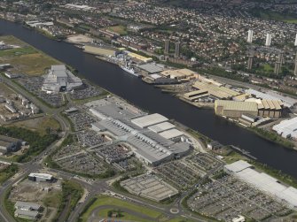 Oblique aerial view of the Braehead Retail Park with the Elderslie Shipyard beyond, taken from the SSE.