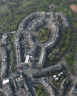 General oblique aerial view centred on the Circus, taken from the E.