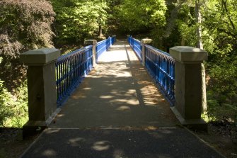 Gen View of footbridge from NNE