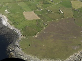 General oblique aerial view centred on Nether Linnay farmstead, taken from the NNW.