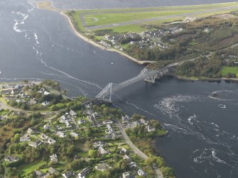 General oblique aerial view centred on the bridge, taken from the SE.