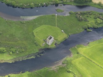 Dumfries And Galloway, Oblique aerial view of Threave Castle, taken from the NW.