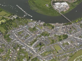 General oblique aerial view of Kirkcudbright, taken from the SE.