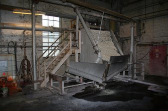 Interior. Building 2. Stock Preparation House, first floor, south east corner: Hydrosieve for No.5 papermaking machine.