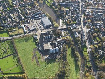 Oblique aerial view centred on the mills, taken from the NNE.