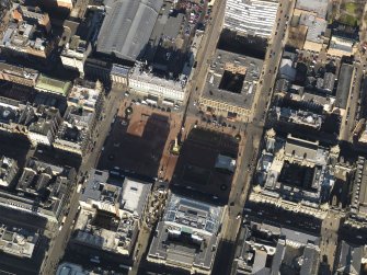 Oblique aerial view centred on George Square, taken from the S.