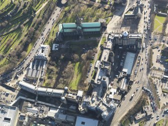 Oblique aerial view centred on the cathedral, taken from the NNW.