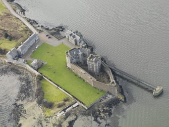 General oblique aerial view centred on Blackness Castle, taken from the ENE.