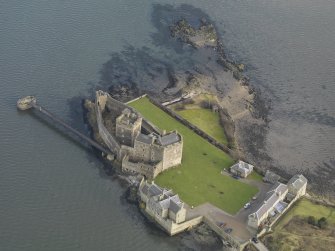 General oblique aerial view centred on Blackness Castle, taken from the WSW.