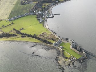 General oblique aerial view centred on Blackness Castle, taken from the E.