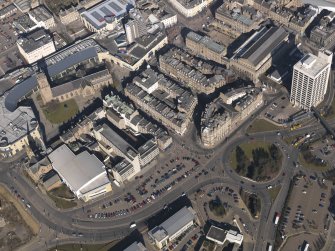 General oblique aerial view centred on the Nethergate area, taken from the SW.