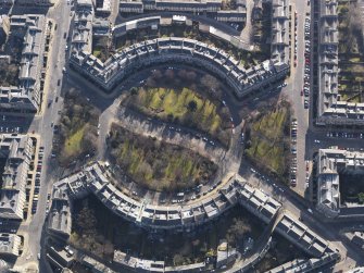 Oblique aerial view centred on the Circus, taken from the N.