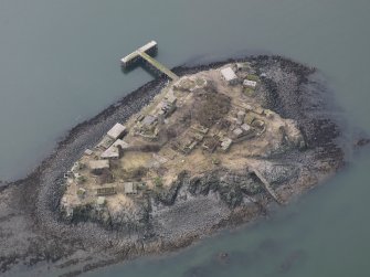 General oblique aerial view centred on the Island, taken from the SE.