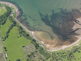 Oblique aerial view centred on the two fish traps (NG74SW 58) in Applecross Bay, taken from the ENE.