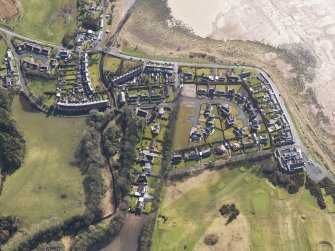 Oblique aerial view centred the village, taken from the WNW.