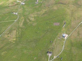 Oblique aerial view of Mid Muirsetter, looking SSE.