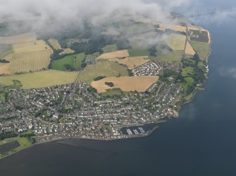 General oblique aerial view of Tayport, taken from the ENE.