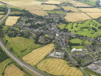 General oblique aerial view of Milnathort, taken from the WNW.