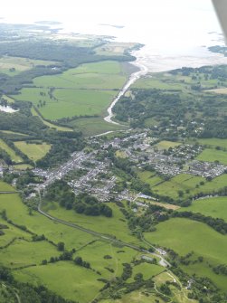 General oblique aerial view of Gatehouse of Fleet and Fleet Canal, taken from the NNE.