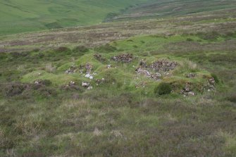 Annishader Main Group (NG 440 509): building NG 44019 50869 with head dyke in background, looking NE