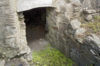 NW cellar, detail of entrance