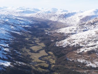 General oblique aerial view looking up Glen Lochay with the mountains beyond, looking WNW.