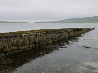 View showing the vertical stonework