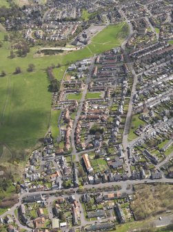 General oblique aerial view of Tillicoultry, centred on area between Walker Terrace and Jamieson Gardens, taken from the W