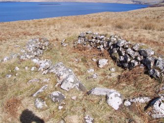 Lovaig Bay: boat-shaped building viewed from the S