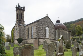 View of Church of St Munn's from South-East. Also showing adjoining Argyll Mausoleum .