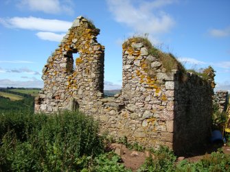 Windy Windshiel, showing gable end with two openings and well-preserved adjacent wall.
