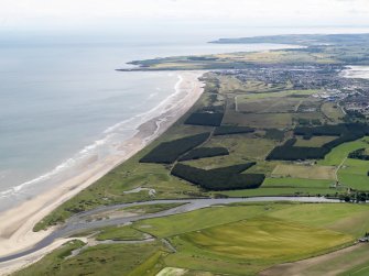 General oblique aerial view from the mouth of the River North Esk along the Links of Montrose towards Montrose, looking to the SSE.