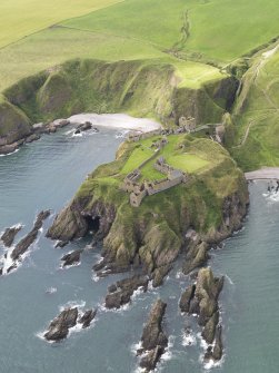 Oblique aerial view of Dunnottar Castle, looking to the WSW.