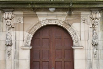 Main entrance. Detail